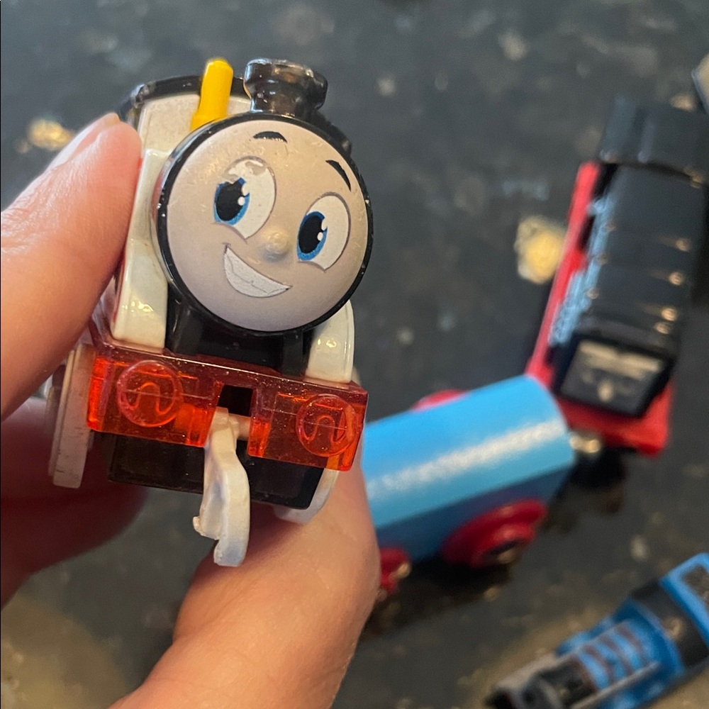 Thomas & Friends Colorful Train Collection - Picture 7 of 12